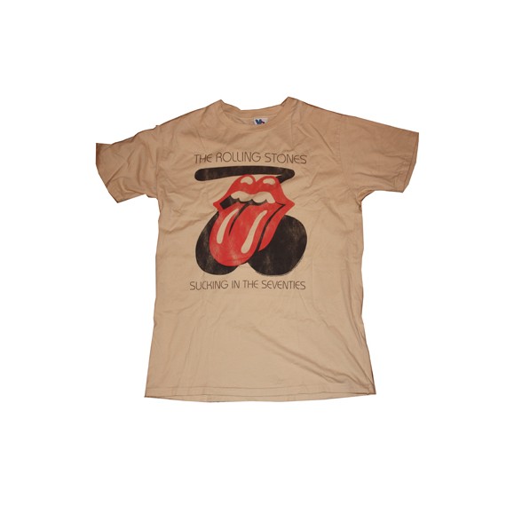 the-rolling-stones-sucking-in-the70-s