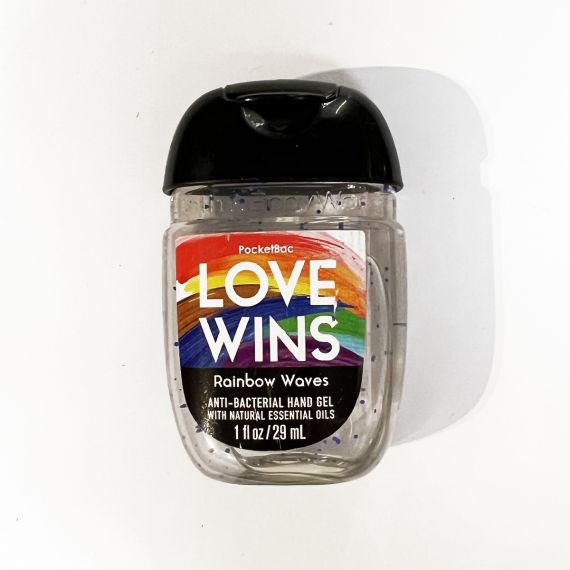 Love Wins Pocketbac