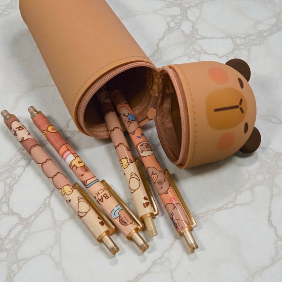 Trousse et stylos Capybara