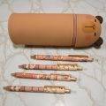 Trousse et stylos Capybara