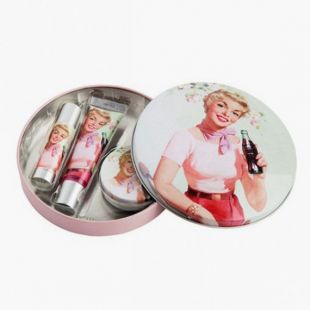 Coca cola Cherry Pin-Up Kit